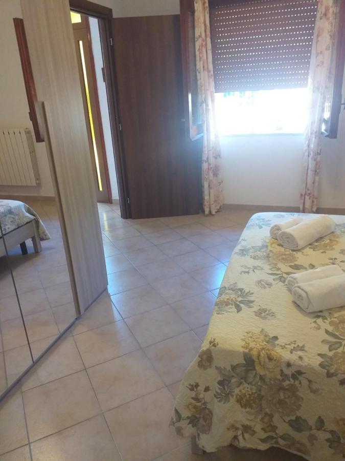 Bed & Breakfast Il Sentiero 阿杰罗拉 外观 照片