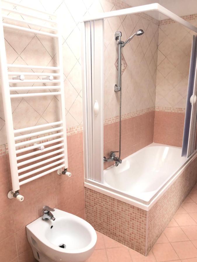 Bed & Breakfast Il Sentiero 阿杰罗拉 外观 照片