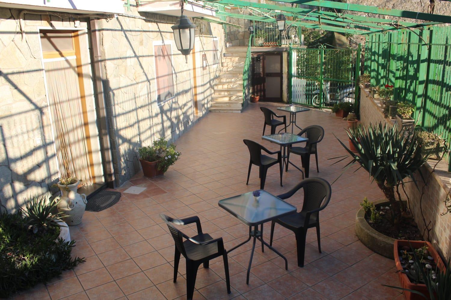 Bed & Breakfast Il Sentiero 阿杰罗拉 外观 照片